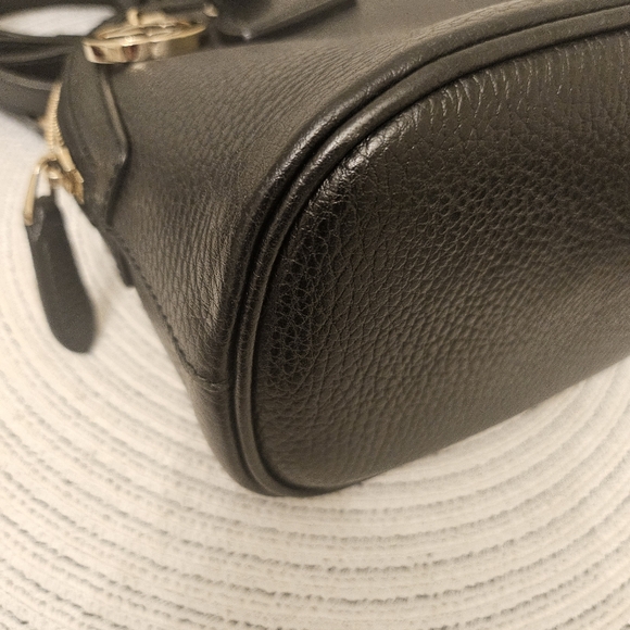 Gucci Small Dome Crossbody Bag Black Pebbled Leather - Picture 9 of 16